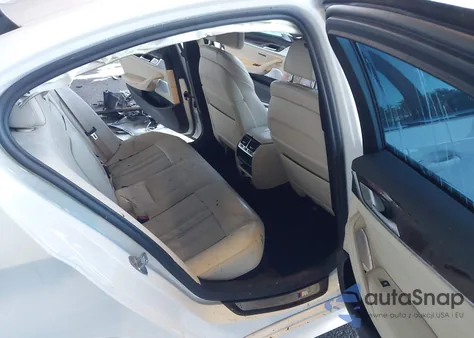 2019 BMW M550I xDrive z USA, uszkodzony, nr VIN WBAJB9C58KB464880